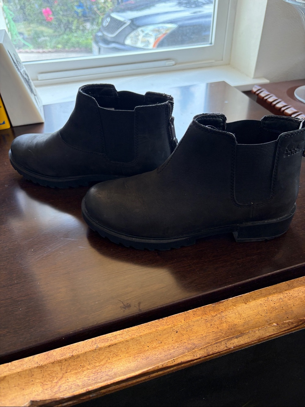 Sorel Black Chelsea Lug Ankle Boots - Picture 4 of 4